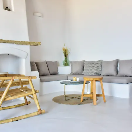 Ξενοδοχείο Living Theros Luxury 3*