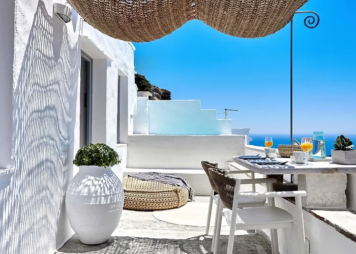 Living Theros Luxury