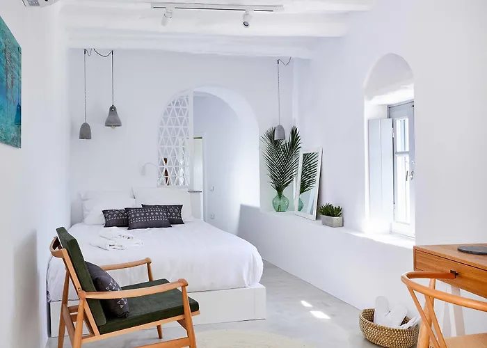 Living Theros Luxury