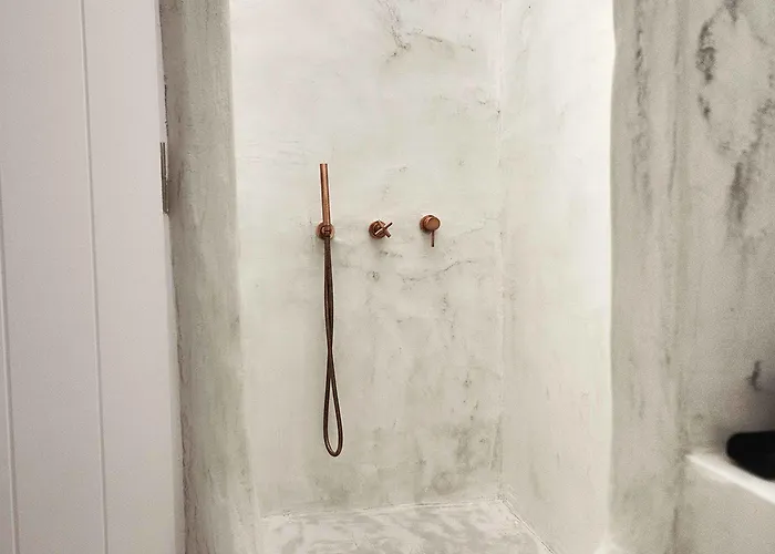 酒店 Living Theros Luxury 3*