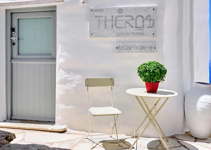 Living Theros Luxury 酒店 Kardhianí