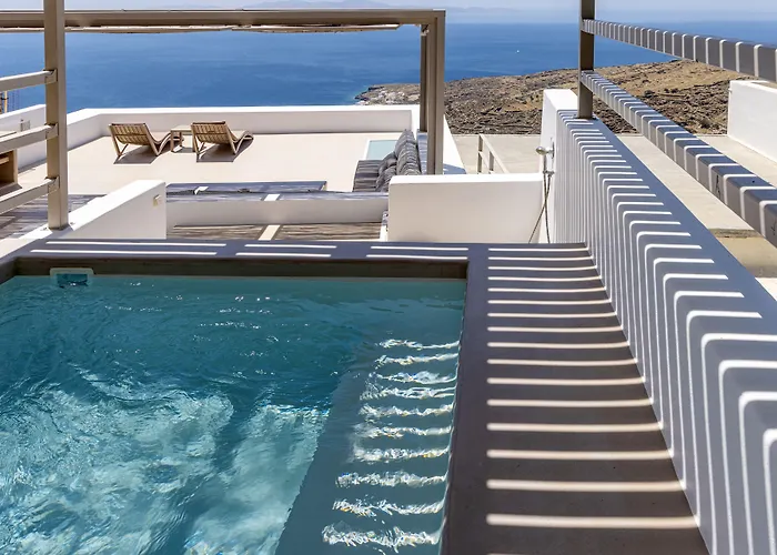 酒店 Living Theros Luxury Kardhianí