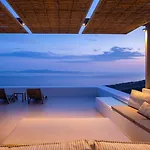 호텔 Living Theros Luxury