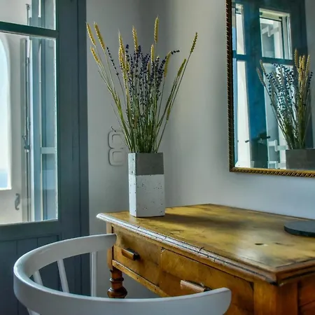 Hotel Living Theros Luxury 3*