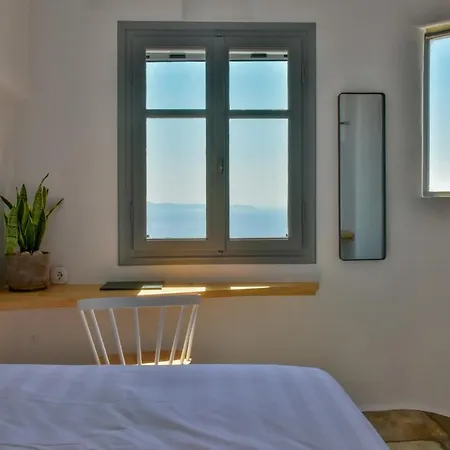 Living Theros Luxury 3*