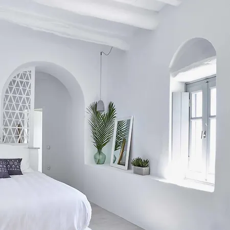فندق Living Theros Luxury Kardhianí