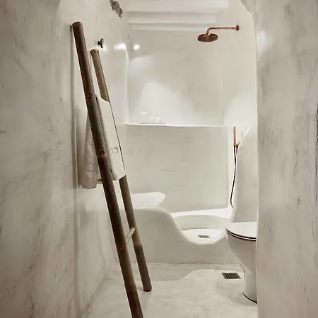 Hotel Living Theros Luxury 3*
