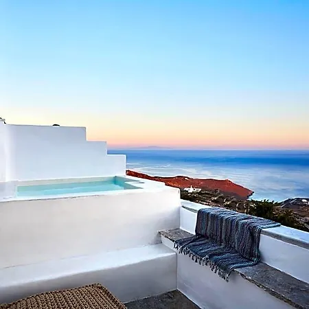 Living Theros Luxury 3* Kardhianí