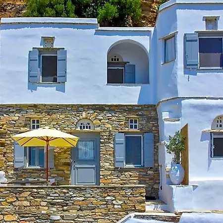 Hotel Living Theros Luxury Kardhianí
