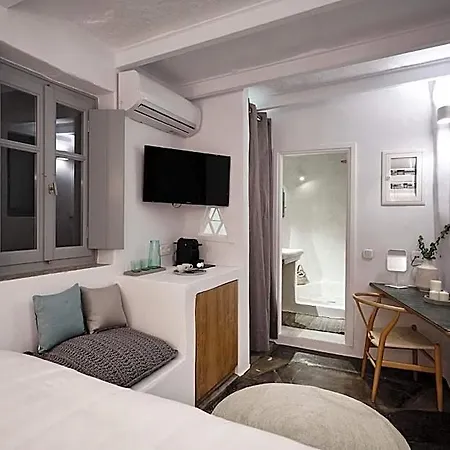 Living Theros Luxury 3* Kardhianí