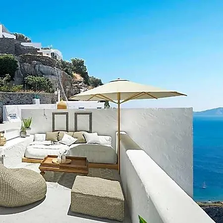 מלון Living Theros Luxury Kardhianí