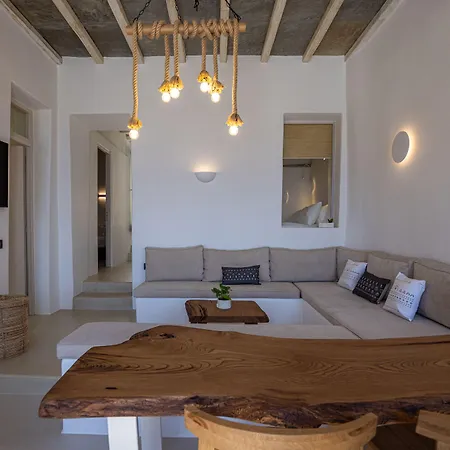 Hotel Living Theros Luxury