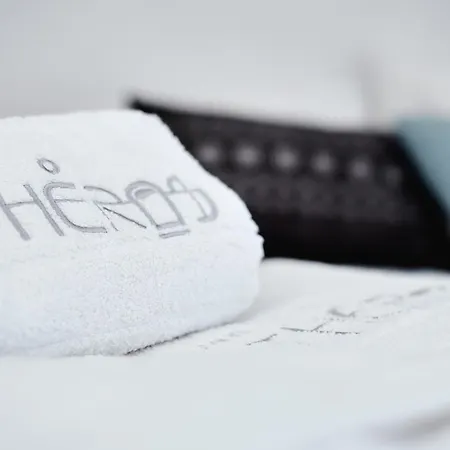 Living Theros Luxury