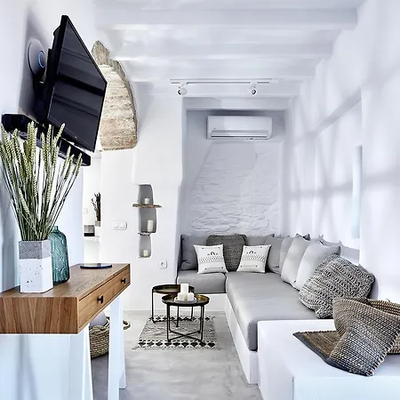 Living Theros Luxury