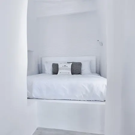 Living Theros Luxury 3* Kardhianí