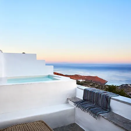 Living Theros Luxury Hotel Kardhianí