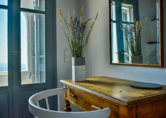 Hotel Living Theros Luxury 3*