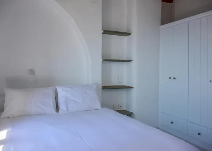 Hotel Living Theros Luxury 3*