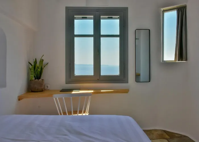 Living Theros Luxury 3*