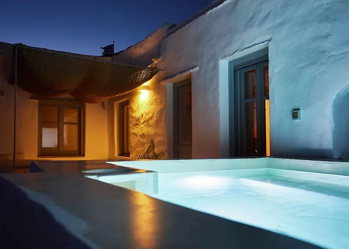 Hotel Living Theros Luxury