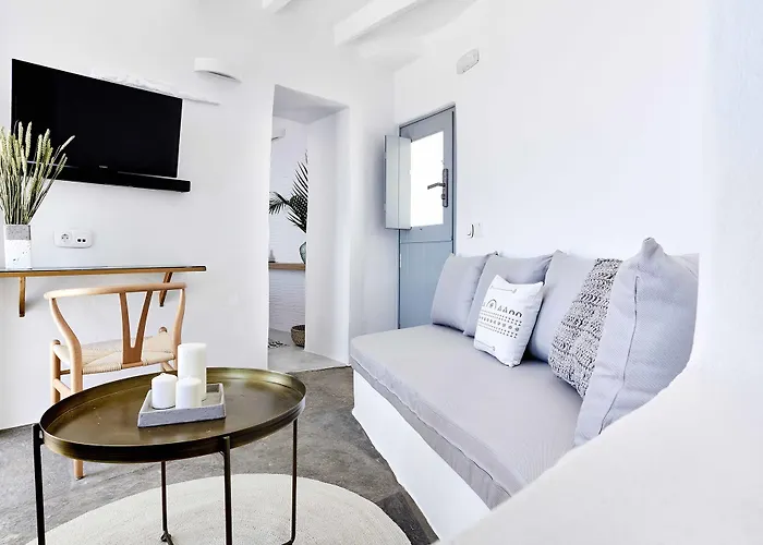 Hotel Living Theros Luxury