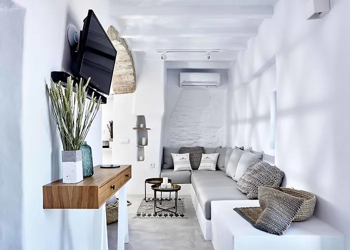 Living Theros Luxury 3*