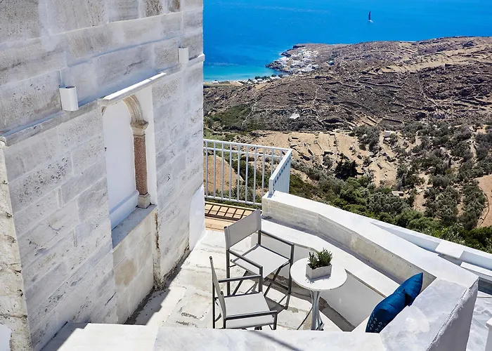 Hotel Living Theros Luxury 3*