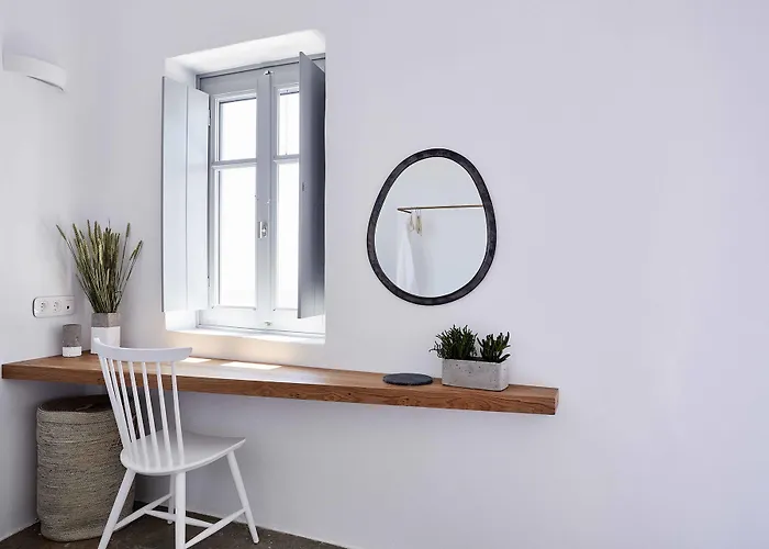 Hotel Living Theros Luxury