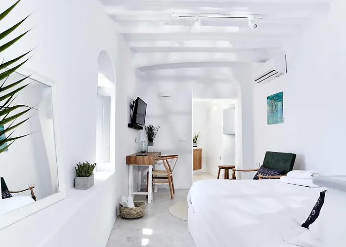 Hotel Living Theros Luxury 3*