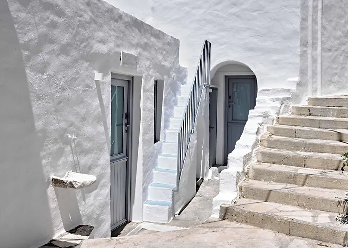 Living Theros Luxury