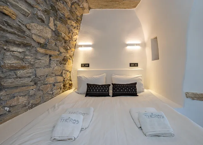 Living Theros Luxury Hotel Kardhianí